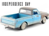 Cochesdemetal.es 1971 Chevrolet C-10 PickUp "Independence Day" Azul 1:24 Greenlight 84132