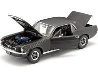 Cochesdemetal.es 1967 Ford Mustang Coupe "Creed. La leyenda de Rocky" Negro Mate 1:18 Greenlight 13611