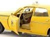 Cochesdemetal.es 1978 Dodge Monaco City Cab Taxi "Rocky III" Amarillo 1:18 Greenlight 19111