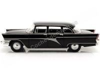 Cochesdemetal.es 1959 GAZ 13 "Chaika" Negro 1:24 WhiteBox 124080