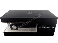 Cochesdemetal.es 2021 Mercedes-Benz Maybach S680 4Matic (Z223) Rojo Rubelita/Oro Kalahari 1:18 Dealer Edition B66961423