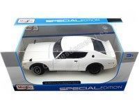 Cochesdemetal.es 1973 Nissan Skyline 2000 GT-R (KPGC110) Coupe Blanco 1:24 Maisto 31528