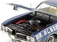 Cochesdemetal.es 1969 Oldsmobile Cutlass 442 W-30 Azul Trofeo 1:18 Auto World AMM1235