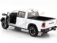 Cochesdemetal.es 2019 Dodge Ram 1500 Crew Cab Rebel Blanco 1:24 Motor Max 79358