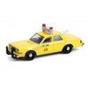 Cochesdemetal.es 1982 Plymouth Gran Fury Bomberos de Detroit "Fire & Rescue Series 2" 1:64 Greenlight 67020C