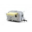 Cochesdemetal.es 1961 Caravana Airstream 16 Bambi + Toldo "Hitched Homes Series 10" 1:64 Greenlight 34100D