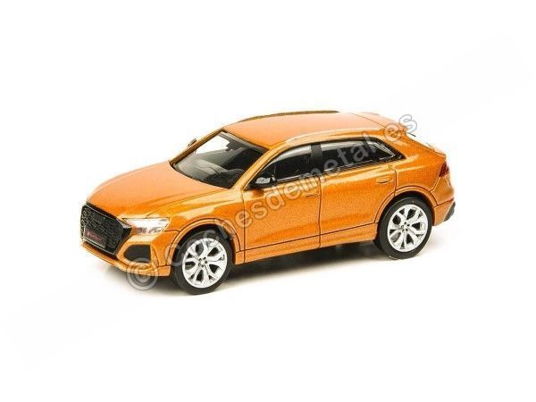 Cochesdemetal.es 2018 Audi RS Q8 Dragon Orange 1:64 Paragon Models 55173