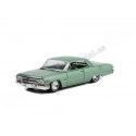 Cochesdemetal.es 1963 Chevrolet Impala Custom Light Green "California Lowriders Series 1" 1:64 Greenlight 63010B