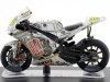 Cochesdemetal.es 2007 Yamaha YZR-M1 Nº46 Valentino Rossi Show Bike MotoGP Valencia1:18 Editorial Salvat ROSSI0040