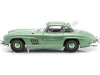 Cochesdemetal.es 1954 Mercedes-Benz 300 SL Gullwing "Alas de Gaviota" W198 Verde Metalizado 1:18 Dealer Edition B66040673