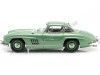 Cochesdemetal.es 1954 Mercedes-Benz 300 SL Gullwing "Alas de Gaviota" W198 Verde Metalizado 1:18 Dealer Edition B66040673