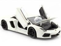 Cochesdemetal.es 2011 Lamborghini Aventador LP700-4 Blanco 1:24 Welly 24033