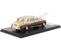 Cochesdemetal.es 1968 Rolls-Royce Phantom VI EWB Dorado/Marrón 1:43 NEO Scale Models 45341