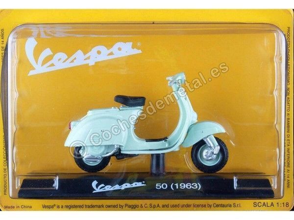 Cochesdemetal.es 1963 Vespa 50 Blanco-Verde 1:18 Editorial Salvat VES0049