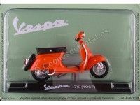 Cochesdemetal.es 1967 Vespa 75 Orange 1:18 Editorial Salvat VES0042