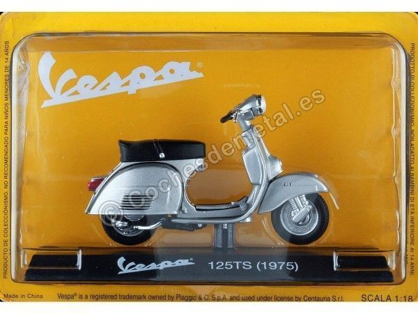 Cochesdemetal.es 1975 Vespa 125TS Gris 1:18 Editorial Salvat VES0019