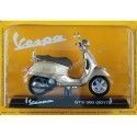 Cochesdemetal.es 2017 Vespa GTS 300 Gold 1:18 Editorial Salvat VES1005