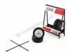 Expositor de Ruedas BBS con Dos Ejes y Cuatro Ruedas 1:18 IXO Models SET009W