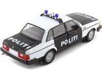 1986 Volvo 240 GL "Policía de Noruega" Blanco/Negro 1:24 Welly 24102NW