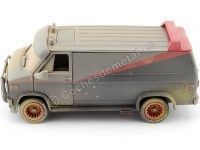 1983 GMC Vandura Cargo Van A-Team Equipo-A Sucia y Tiroteada 1:24 G...