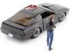 1982 Pontiac Firebird Knight Rider + Michel Knight "KITT: El Coche Fantástico" 1:24 Jada Toys 253255000 CTPL24003