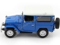 1974 Toyota FJ40 Hard Top Azul/Blanco 1:24 Motor Max 79323