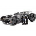 2016 Batmobile El amanecer de la Justicia con Figura de Batman 1:24...