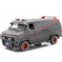 1983 GMC Vandura Cargo Van A-Team Equipo-A "Sucia y Tiroteada" 1:18...