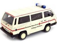 1987 Volkswagen Bus T3 Syncro Cruz Roja Alemana 1:18 KK-Scale KKDC1...