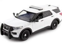 Cochesdemetal.es 2022 Ford Interceptor Utility con Defensas y Barra de Luces Blanco 1:24 Motor Max 76988