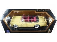 1953 Packard Caribbean Convertible Amarillo Claro 1:18 Lucky Diecas...