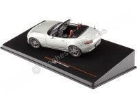 2019 Mazda MX-5 Roadster Plateado 1:43 IXO Models CLC487N.22