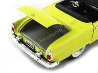 1955 Ford Thunderbird Convertible Amarillo 1:18 Lucky Diecast 92068 Cochesdemetal 17 - Coches de Metal 