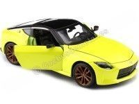 2023 Nissan 400Z Amarillo/Negro 1:24 Maisto 32904