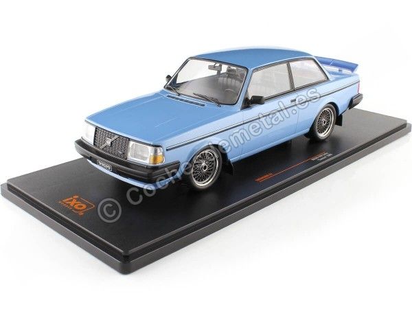 1985 Volvo 240 Turbo Custom Azul Claro Metalizado 1:18 IXO Models 1...