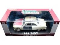 1949 Ford "Tijuana Border Patrol Mexico" Blanco Sucio 1:43 Greenlight 86191