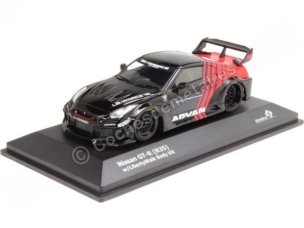 2022 Nissan GT-R (R35) Liberty Walk Body Kit Negro/Rojo 1:43 Solido S4311204