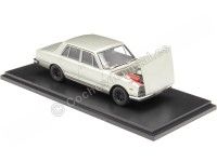 1969 Nissan Skyline 2000 GT-R (PGC10) 4 Puertas Plateado 1:43 Kyosho 05511S