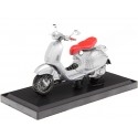 2014 Vespa 946 Bellissima Plateada 118 Maisto 34540-18