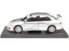 2001 Mitsubishi Lancer Evolution VII Plateado 1:24 WhiteBox 124204-O