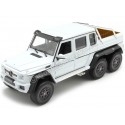 2015 Mercedes-Benz G 63 AMG 6x6 Blanco 1:24 Welly 24061