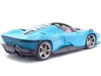 Cochesdemetal.es 2022 Ferrari Daytona SP3 + Vitrina Baby Blue 1:18 Bburago Signature Series 16920