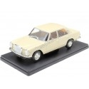 1968 Mercedes-Benz 200D (W115) Crema "Coches Inolvidables" 1:24 Edi...