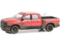 2017 Dodge Ram 2500 Power Wagon "Down on the Farm Series 8" Rojo Sucio 1:64 Greenlight 48080E