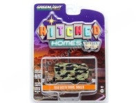 1958 Caravana Siesta 17 "Hitched Homes series 13" Camuflaje 1:64 Greenlight 34130B