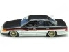 1998 Ford Crown Victoria Lowrider Plateado/Negro Decorado 1:24 Moto...