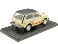 1980 Lada Niva 5000 Beige Decorado 1:24 WhiteBox 124224