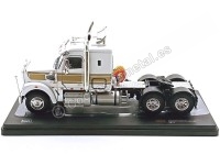 2012 Head Tractora Freightliner noir décoré 1:43 ixo ...