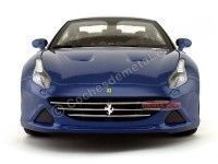 Cochesdemetal.es 2014 Ferrari California T Closed Top Azul 1:18 Bburago 16003