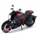 Cochesdemetal.es 2012 Ducati Diavel Carbon Roja 1:12 Maisto 31196 DU02